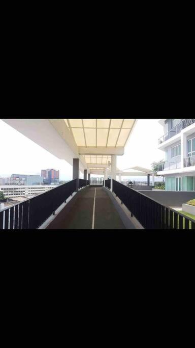 Pangsapuri Octagon -21 High View Homestay *